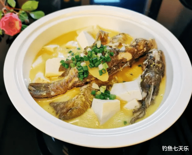 立夏|立夏后野钓黄辣丁，钓鱼技术并不重要，钓多钓少主要看钓法