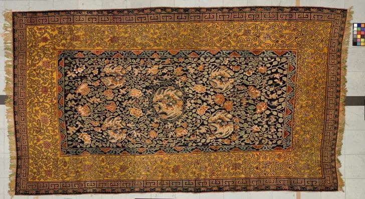 新疆地毯丨从魔法世界飞出的“东方地毯”