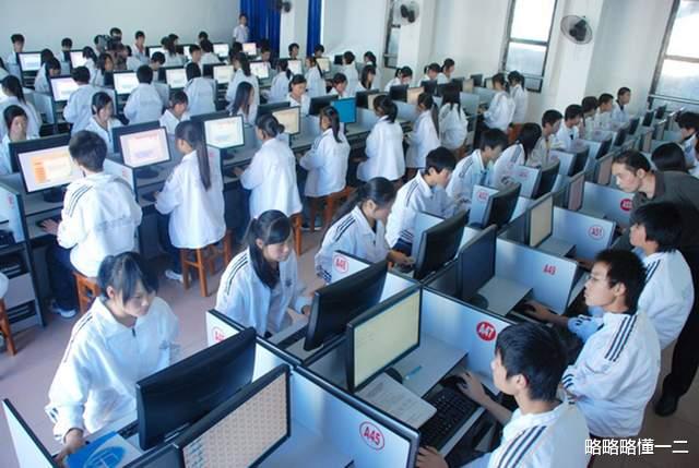 |上职高不丢人,职高也能考大学!教育部:推动职业教育高质量发展