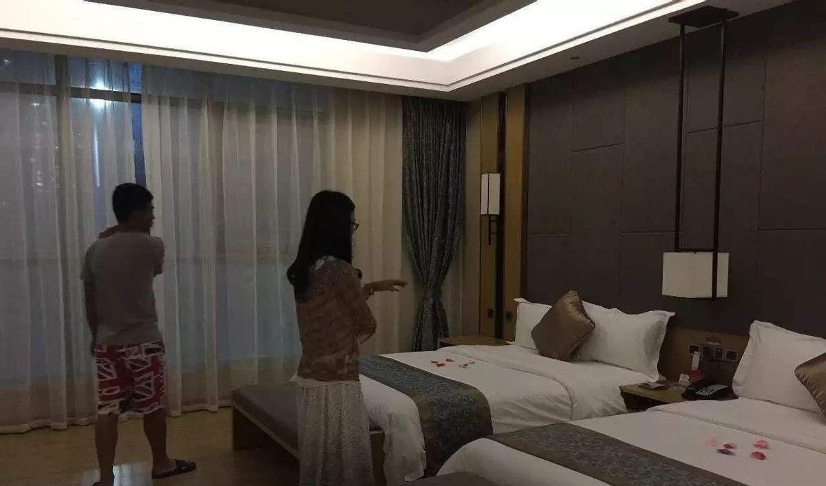 非夫妻关系同住酒店,被警察查到会怎么样?不要慌,答案在这里!