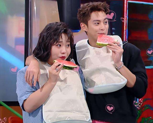 李雪琴|善解人意李雪琴:身为北大才女却十分自卑,为何被德云社宠上天?