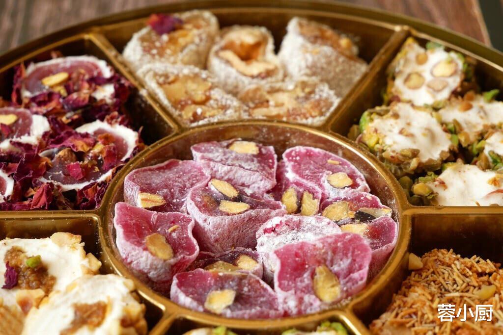 快入伏了，建议：多吃3绿3黄，少食2果，祛暑安心，三伏天少遭罪