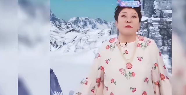 张兰|张兰点赞嘲讽向太评论，6000一晚的宝格丽，破例给张兰提供早餐