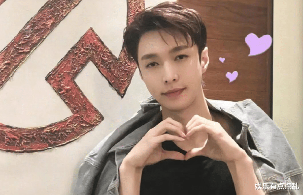 张艺兴|张子枫问张艺兴: 能否帮我索要奥运冠军谷爱凌签名? 艺兴回应超搞笑