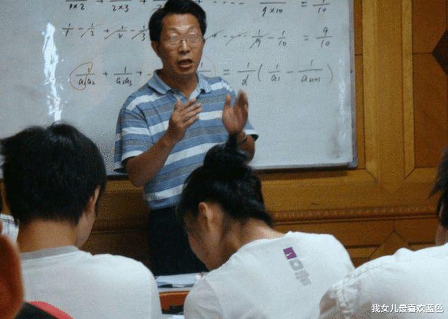培训机构|还没放寒假，课外培训机构已经在班级招人了，家长的意见耐人寻味