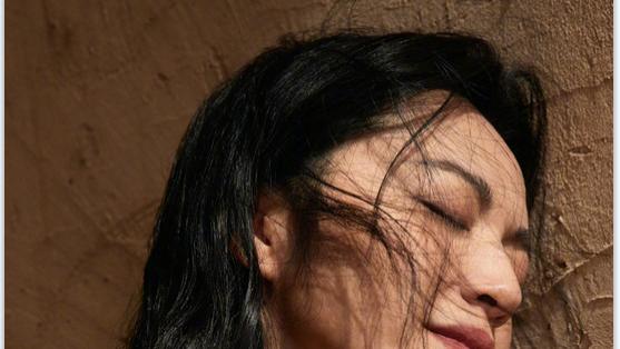 姚晨|姚晨晒出一组可咸可淡的照片，网友：拍出了放飞自我的感觉