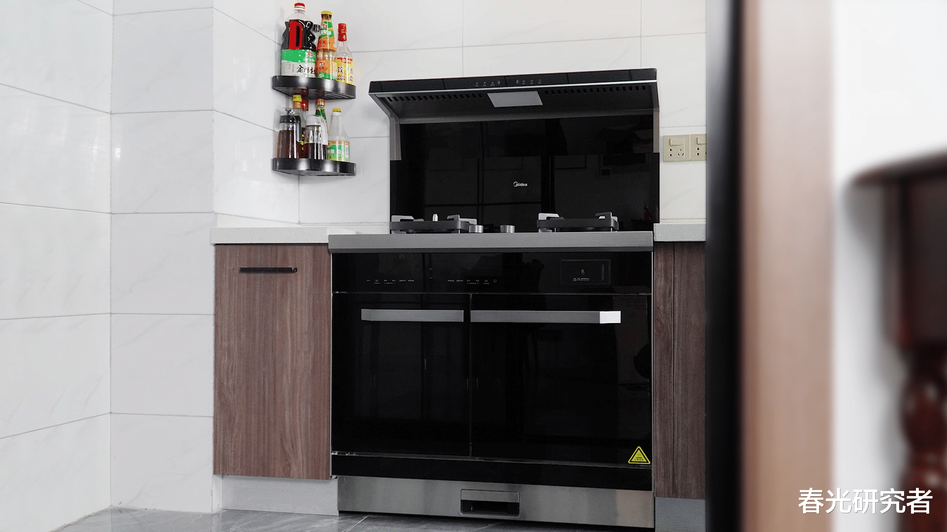 美的集成灶LS5开箱评测,首创顶侧双吸设计,油烟零逃逸