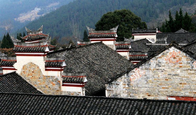 利川|利川一奇特建筑，名为中国古建筑，却拥有西式风格，极尽创意