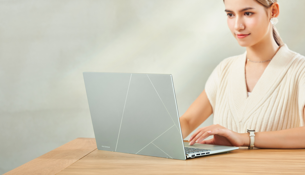 联想Yoga|高颜值+12代酷睿芯+OLED屏！5月份最值得种草的2款轻薄本推荐