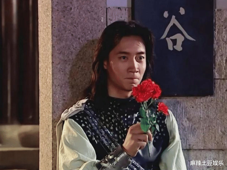 尹天雪|《水月洞天》病娇女主天花板尹天雪，妥妥的美强惨剧本