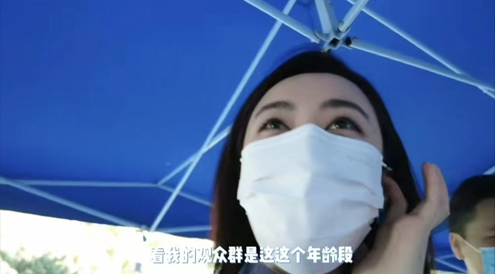 央视|央视美女主持考入清华!晒校园生活感慨不易,25岁事业有为颜值高
