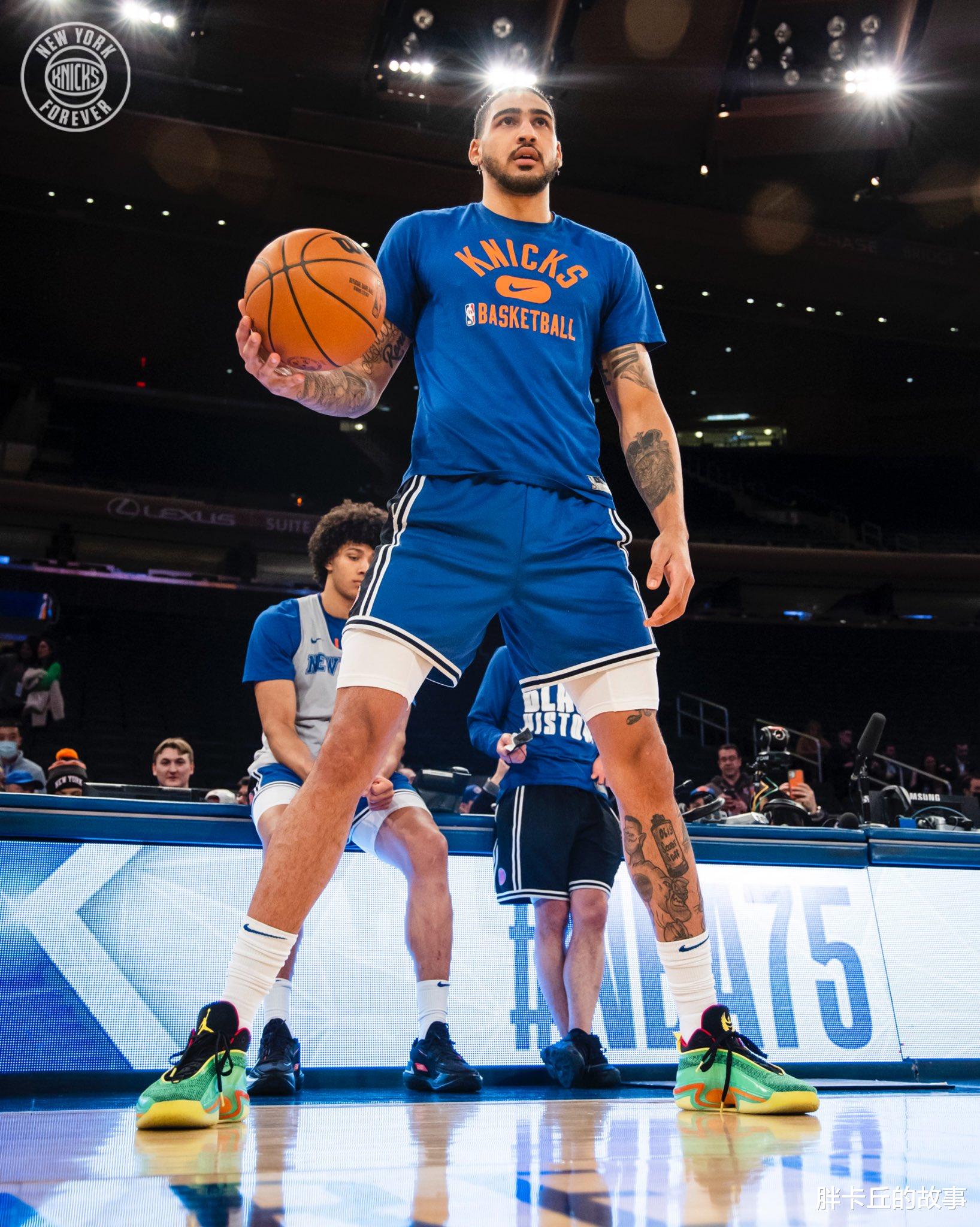 威斯布鲁克|2月28日NBA球鞋上脚，布克上脚科比5，库里为复刻球鞋带货