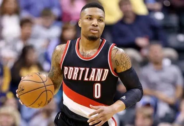 伊塞亚·托马斯|如果把普通人和NBA球星比较，身体差距是多少呢？网友：比不了