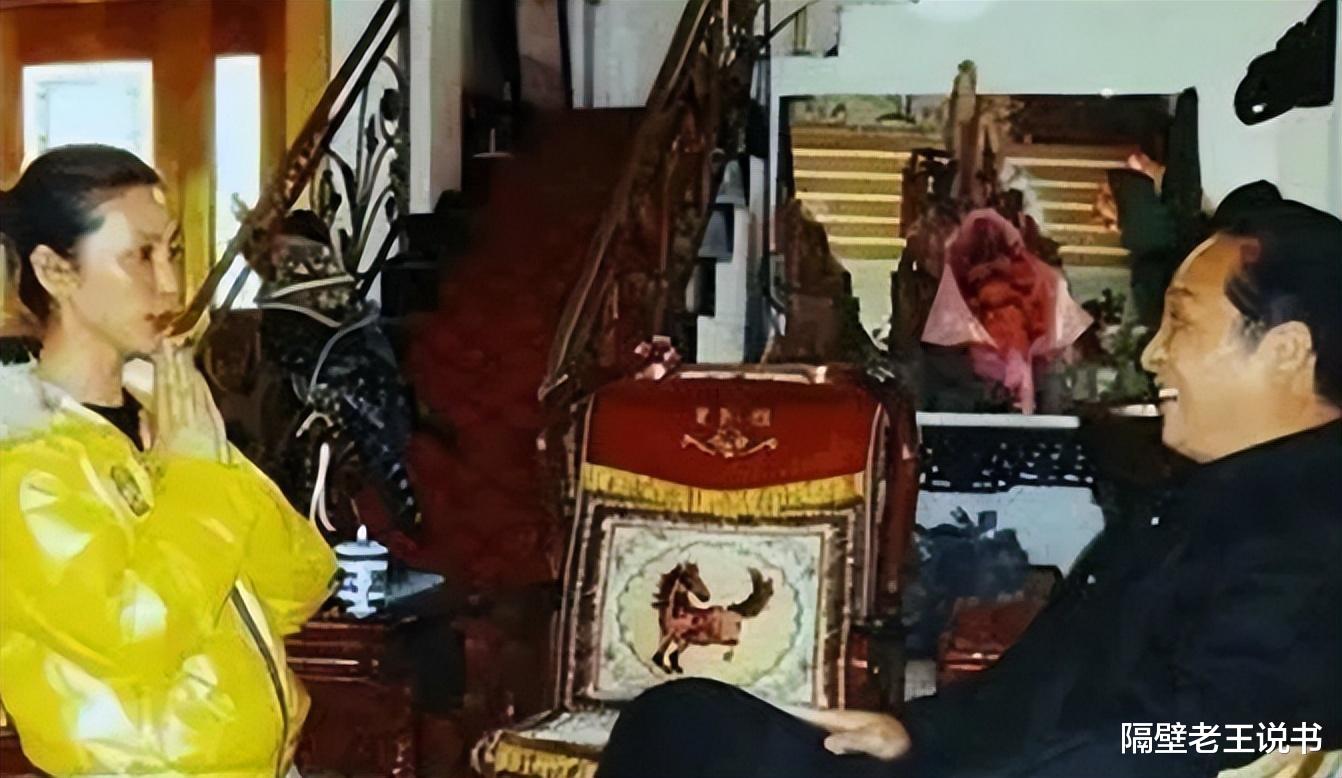 赌王|能让李冰冰下跪,替赵薇开光,马云登门拜访的到底是何许人物?