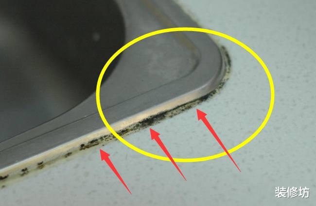 水槽周边发霉发黑?不用换玻璃胶!教你一招,霉斑自动消失