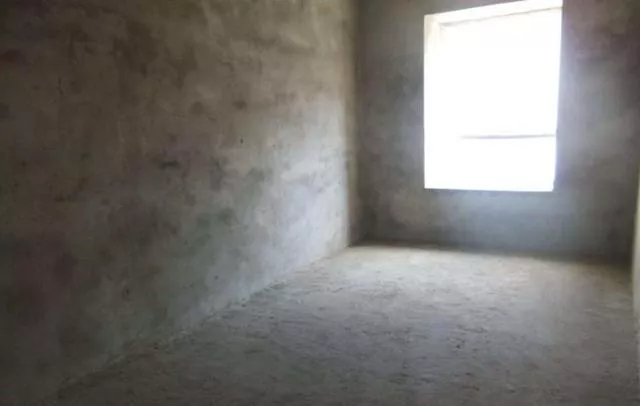 新交的毛坯房不要着急就装修，多年经验工头告诉你，放一放没坏处