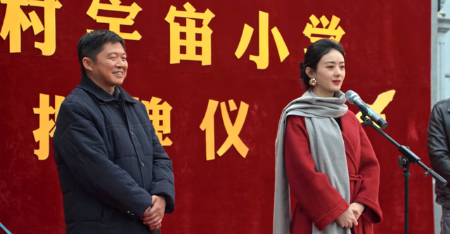 许半夏|风吹半夏:伍建设怂恿村民告许半夏,她想自己扛但童骁骑或自首了