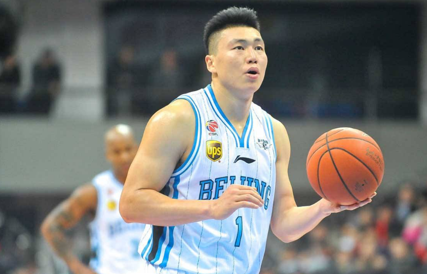 李根|正式离开CBA！一生征战14个赛季，手握3个总冠军戒指，球迷哭了