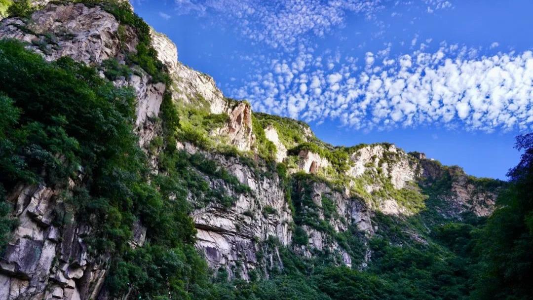 北京市|山陡石奇谷深路险，最美燕山白河峡谷金秋必驾丨北京最美公路之琉辛路