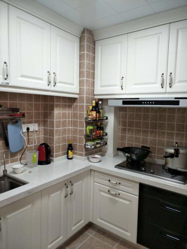 115平米的新房,玄关置顶鞋柜超实用,空间大成就一个鞋帽间