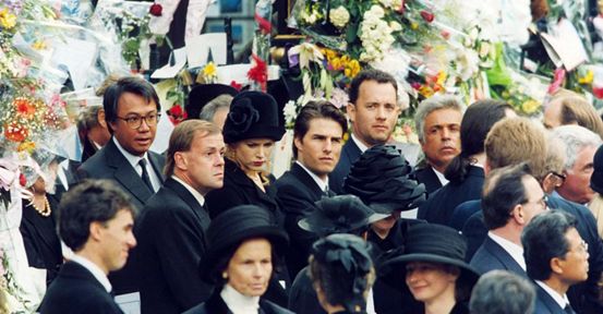 布鲁克林|戴安娜：一位离婚王妃的葬礼，场面盛大名流云集，威廉哈里最受伤