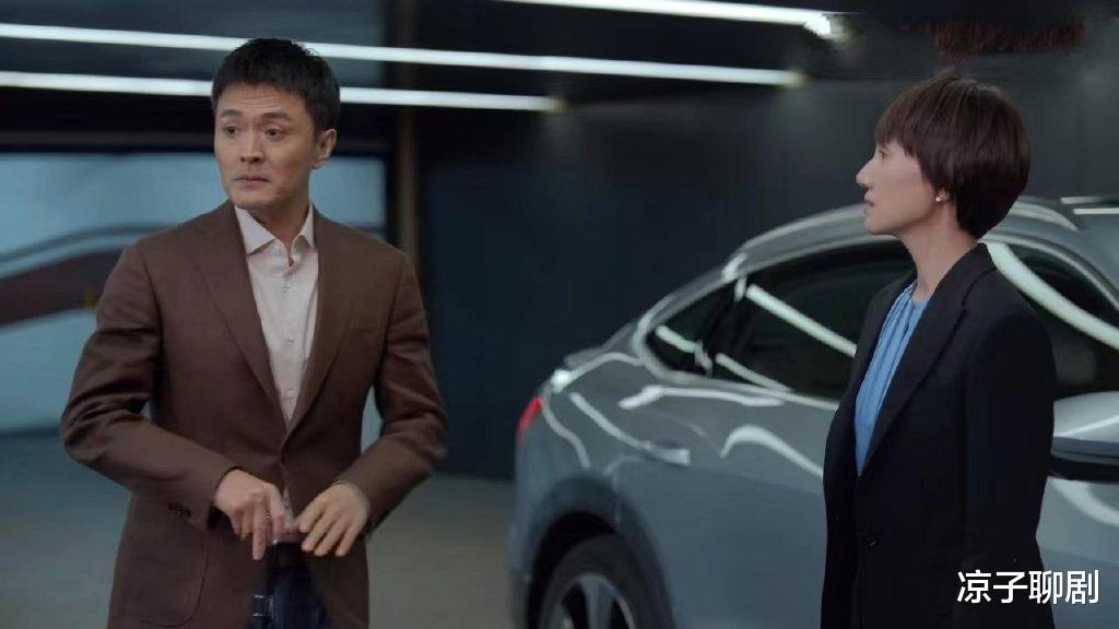 顾念|《玫瑰之战》:看到令仪带顾念“吊打”李大为,便懂宋嘉辰为何转性