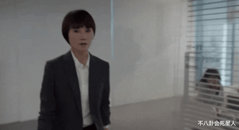 袁泉|袁泉，终于被拉下神坛