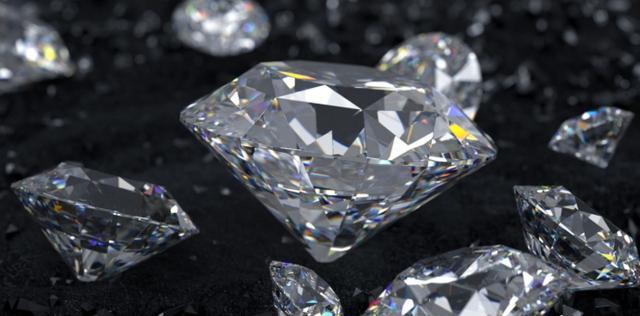 一颗石头卖3200万？世界最大黑钻在迪拜亮相，专家称它来自于太空