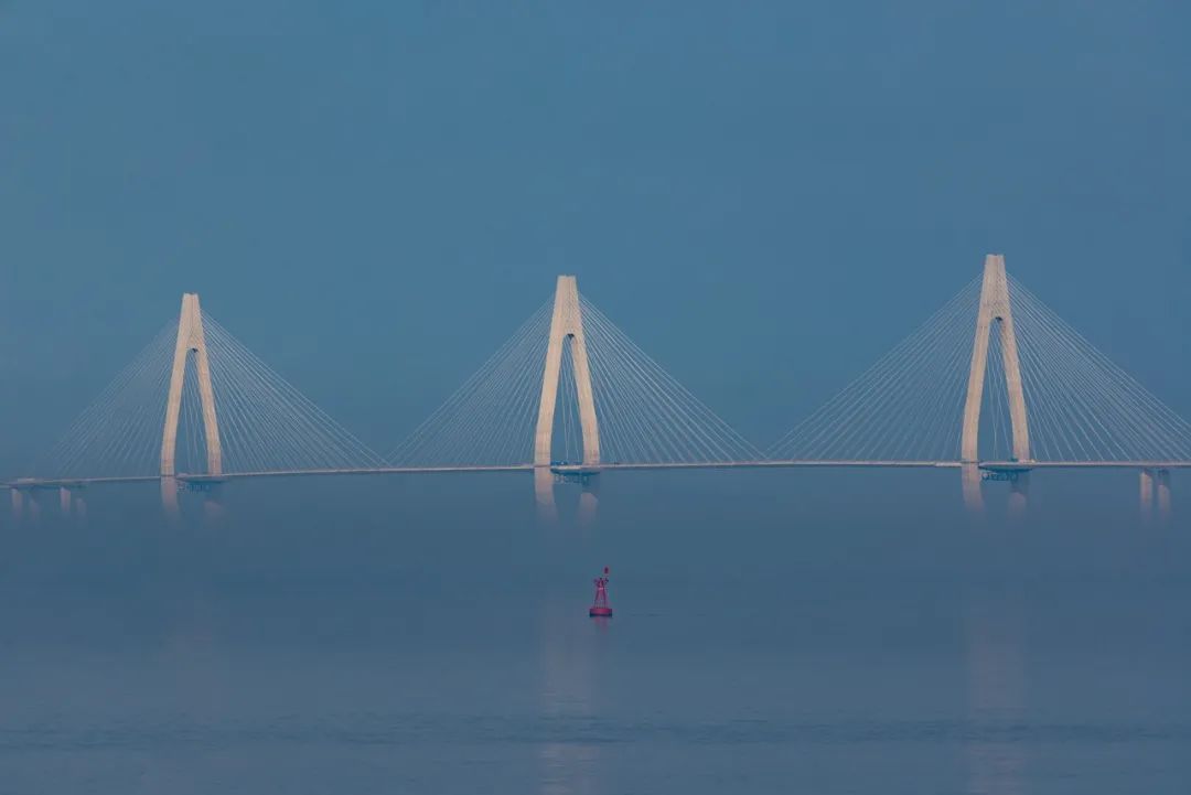 上海市|通车！又一跨海大桥建成，浙江这个“神仙”居住的“海上悬岛”终于藏不住了！