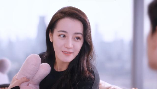 迪丽热巴|《荣耀》播出过半，播放量不如预期，杨洋迪丽热巴演技有待提高