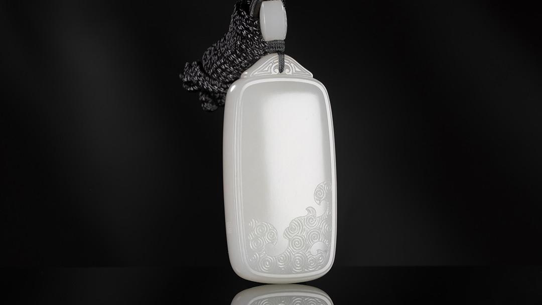 和田玉籽料|「朝隆合」玉雕艺术品：和田玉籽料平安无事牌仿古玉牌葛洪玉雕