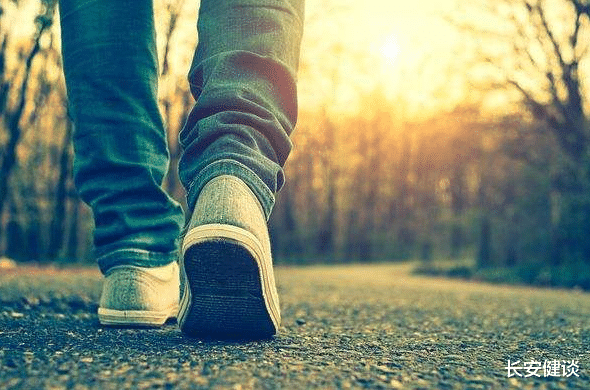 运动|走路是长寿的良药！每天坚持走路，会有5个好处