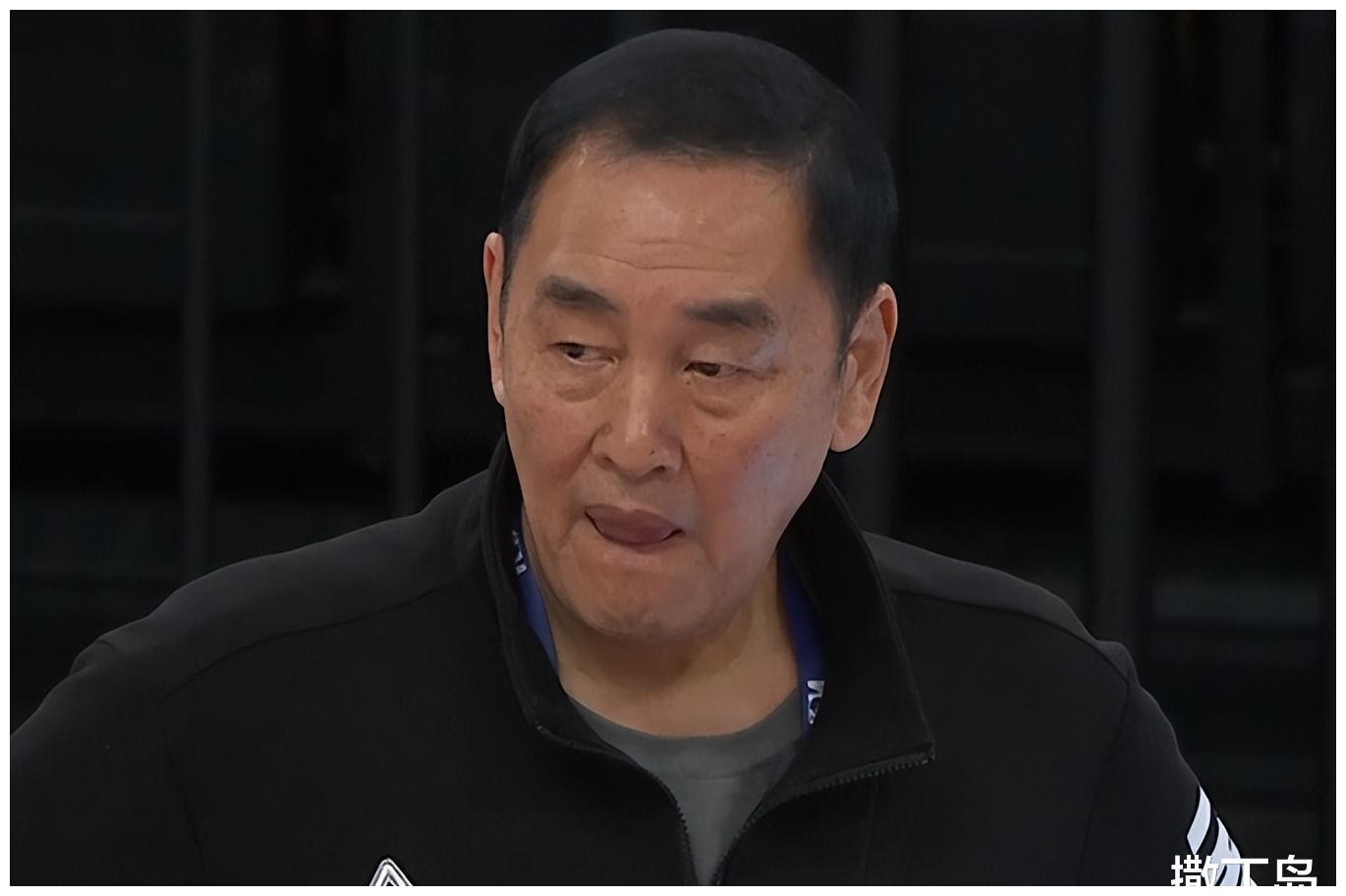全能李缘稳如泰山，山东女篮逆转河北，内线双塔力挽狂澜