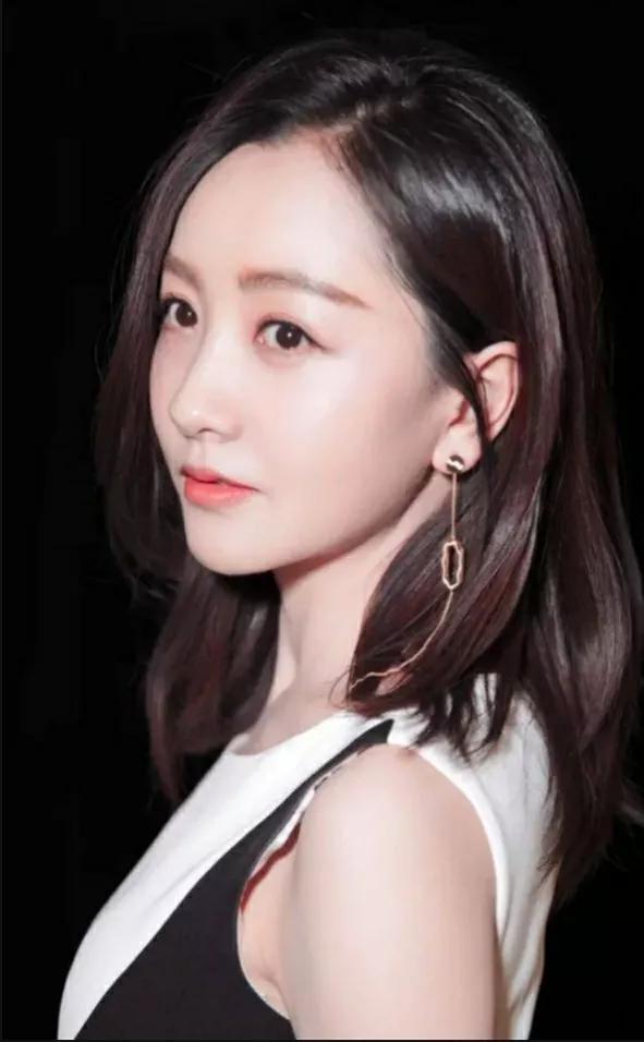 杨蓉|杨蓉唯美写真合集，岁月不白美人，颜值身材太惊艳