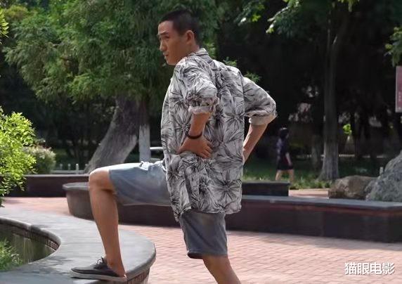 朱一龙|朱一龙拍戏也太拼了,又被打巴掌又被吐口水,膝盖都被他爬破了