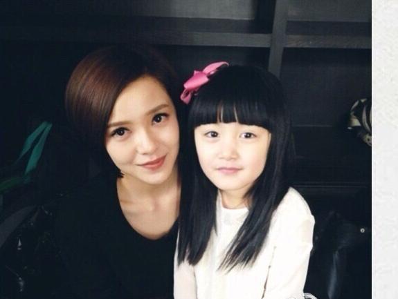 张籽沐|童星张籽沐14岁身高已近170，腿长堪比关晓彤，还演上网剧女主了