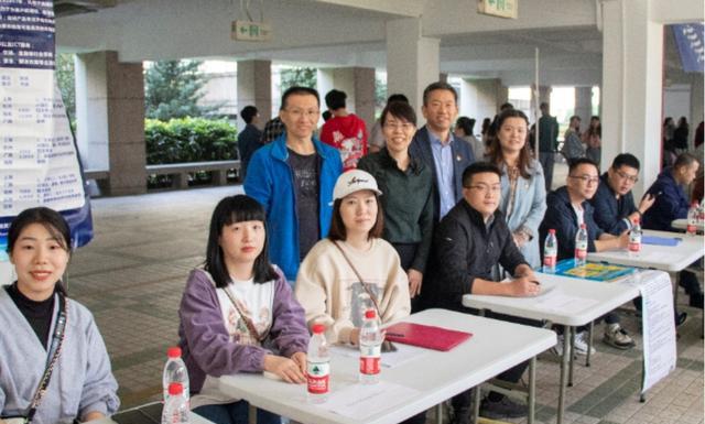 镇江|“来真的了”？这7类事业单位工资上调，教师队伍同样有份