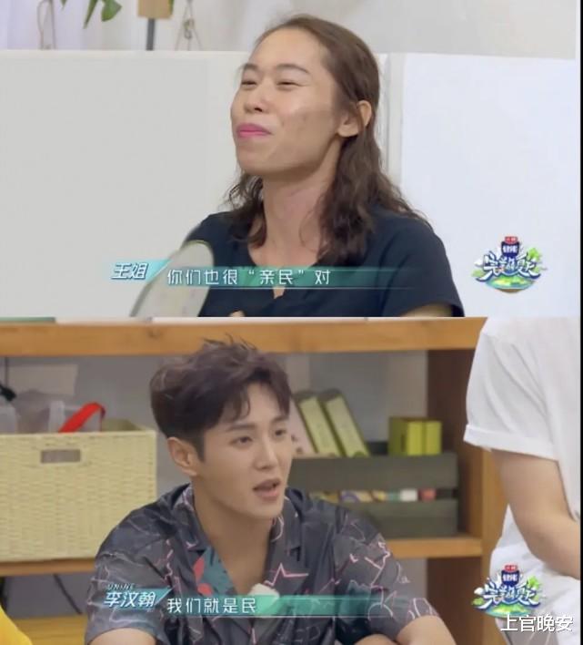 梁家辉|内地明星被捧上天，港星却随便出门溜达，逛地摊、去菜市场