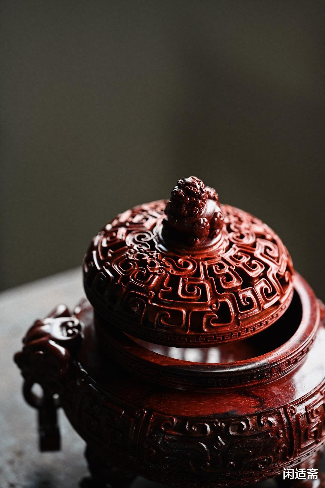 小叶紫檀|沉稳古雅,小叶紫檀,瑞兽兽面纹香炉