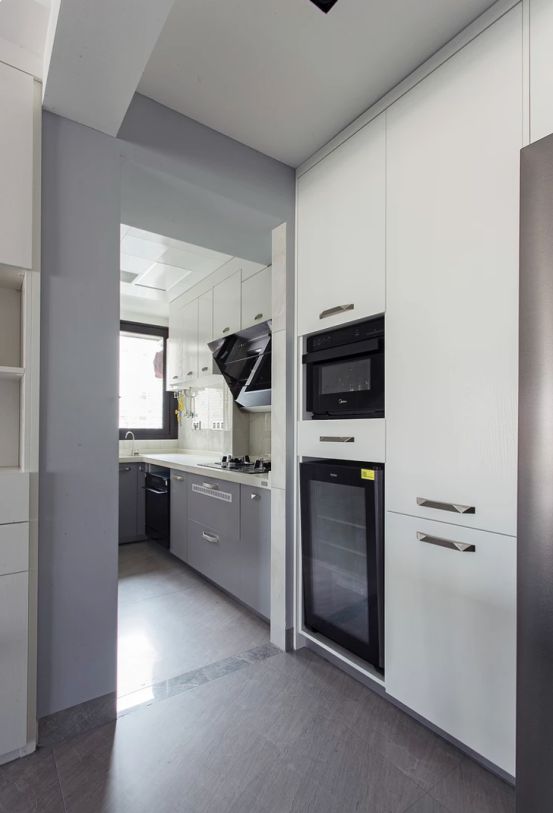 越来越多人选择“不买”电视柜,坚持断舍离风格!反而耐看极了!