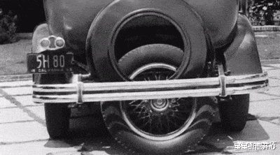 |姑娘!你收敛点,这是相亲,不能暴露你的职业呀!