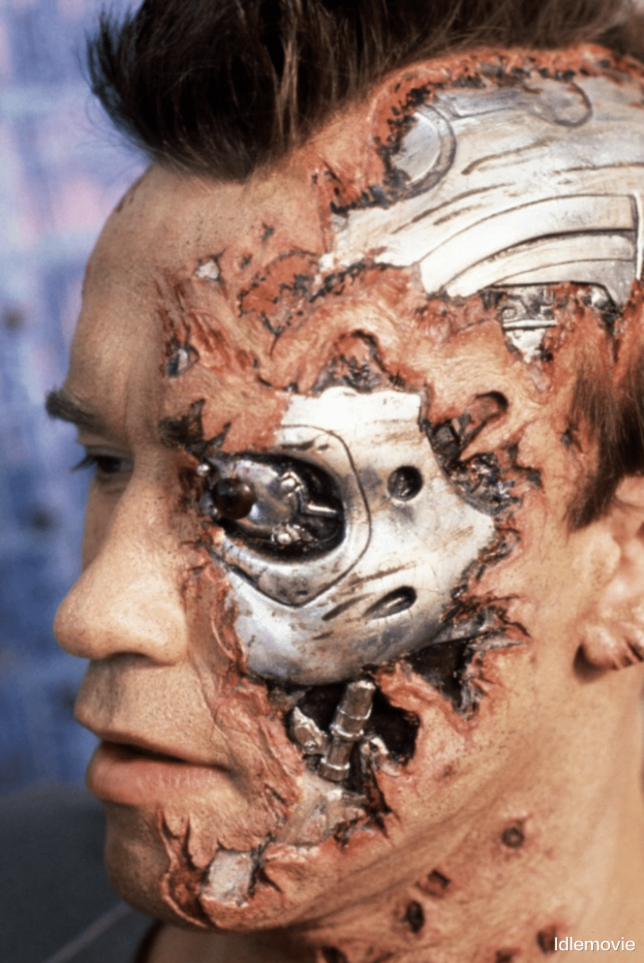 詹姆斯·卡梅隆|评分8.8，全球首部投资过亿美元的电影，《终结者》凭什么？