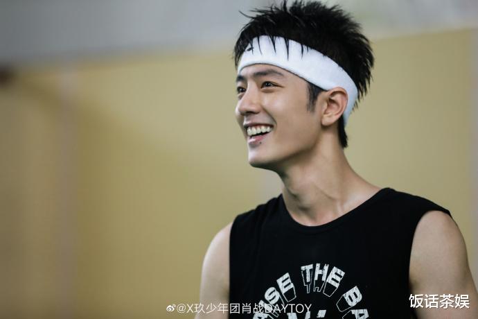 |提前预判！肖战在别人的恋情瓜里被迫澄清自己单身，网友：实惨