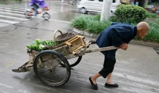 明天起,邯郸人出门请带现金……