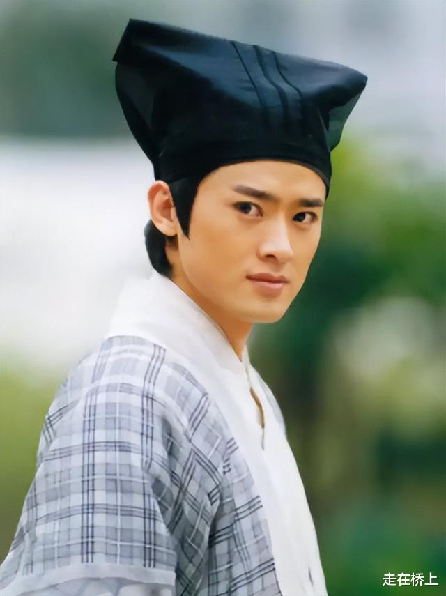 倪妮|一盘毛肚380，这些明星坑起粉丝来真不手软