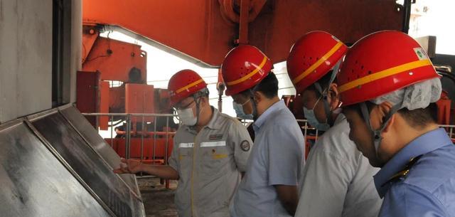 应届生|2022“铁路局”开始扩招，工资待遇很可观，应届生的春天来了！