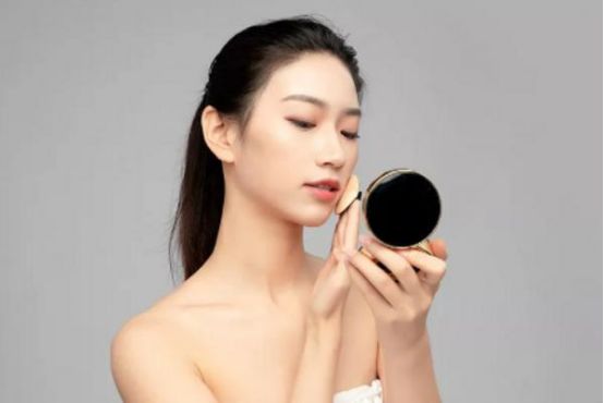 口红 匠柒美学护肤新趋势：极简护肤