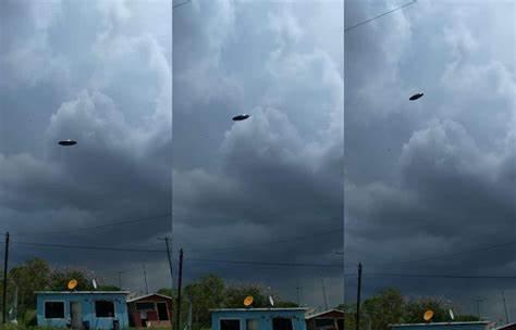 墨西哥电视台播放“风暴中的UFO”引轰动,拍摄者:不害怕很震撼