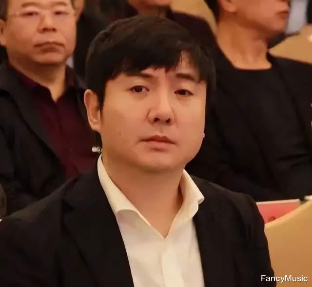 黄晓明 40+男星颜值回春愈长愈帅，从黄晓明到靳东，演技提升去油成功