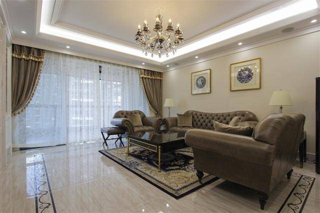 晒晒闺蜜的160平新房，阳台比我家卧室还大，50万装修费没白花！